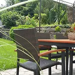 Pensión Gaestehaus Burgberg, Weinhaus Fries