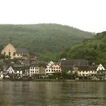Gaestehaus Burgberg, Weinhaus Fries Pensión 3*