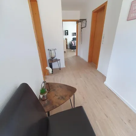 Konukevi Gaestehaus Burgberg, Weinhaus Fries