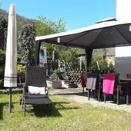 Gaestehaus Burgberg, Weinhaus Fries 3* Kattenes