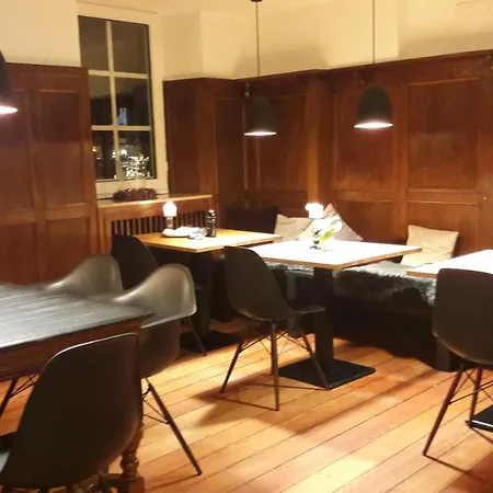 Gaestehaus Burgberg, Weinhaus Fries Guest house