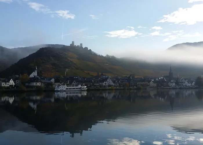 Konukevi Gaestehaus Burgberg, Weinhaus Fries 3*