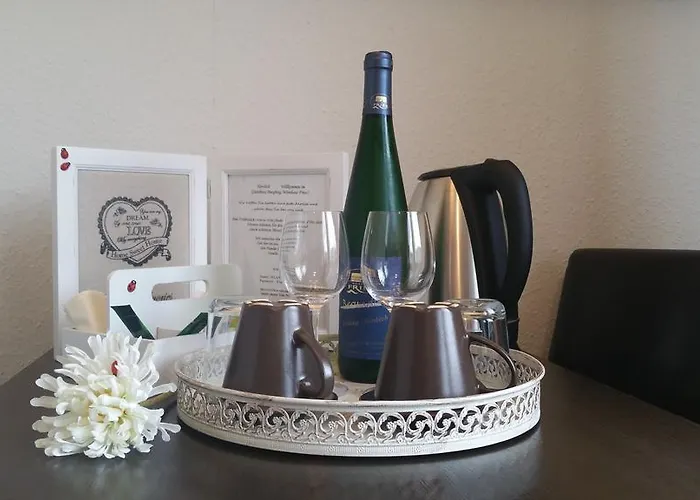 Gaestehaus Burgberg, Weinhaus Fries Konukevi 3*