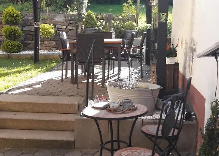 Gaestehaus Burgberg, Weinhaus Fries Konukevi