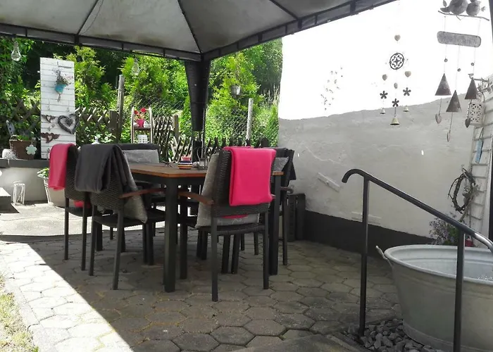 招待所 城堡山弗里斯酒馆及旅馆